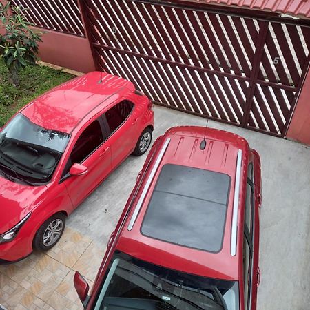 Maranata Casais Suítes - 2 minutos de carro até o mar Peruíbe Esterno foto